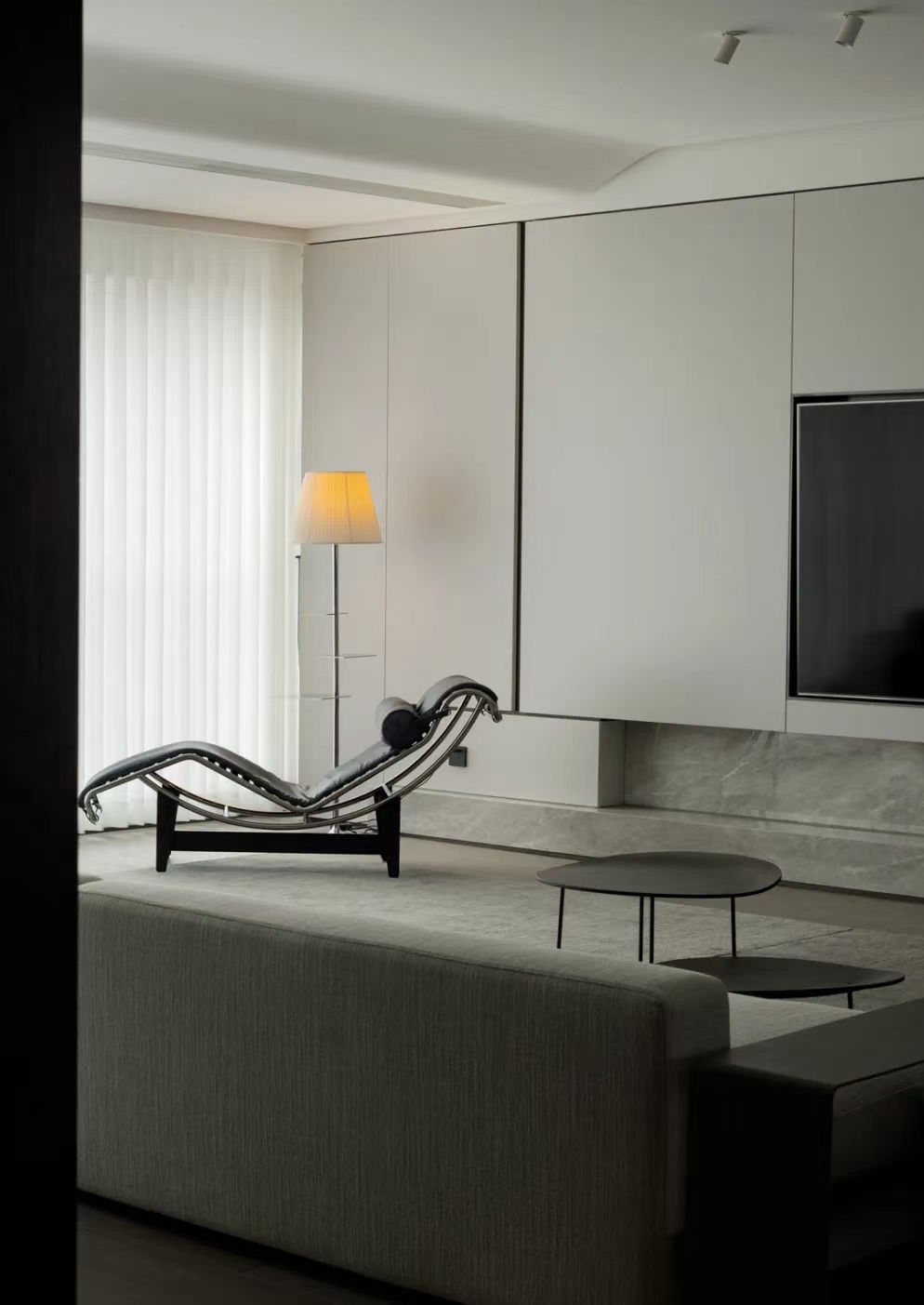 大平層—現(xiàn)代極簡(jiǎn)